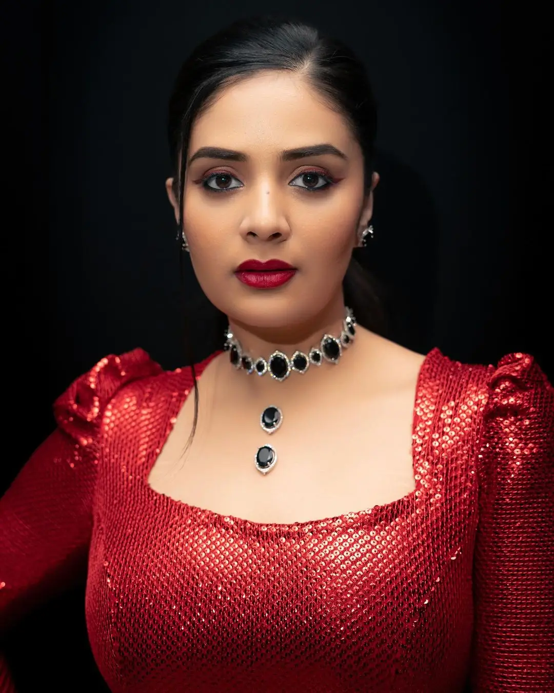 Indian TV Actress Sreemukhi in Long Red Gown